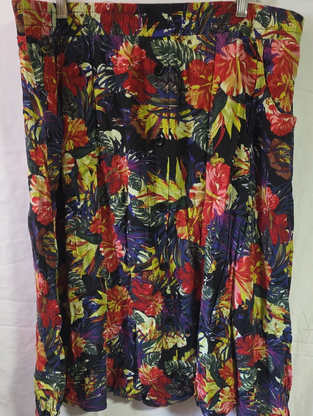 LuLaRoe Black Tropical Floral Midi Skirt with Red & Yellow Blooms